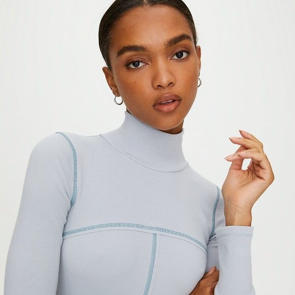 aritzia wilfred free colourful moon turtleneck - Picture 2 of 3